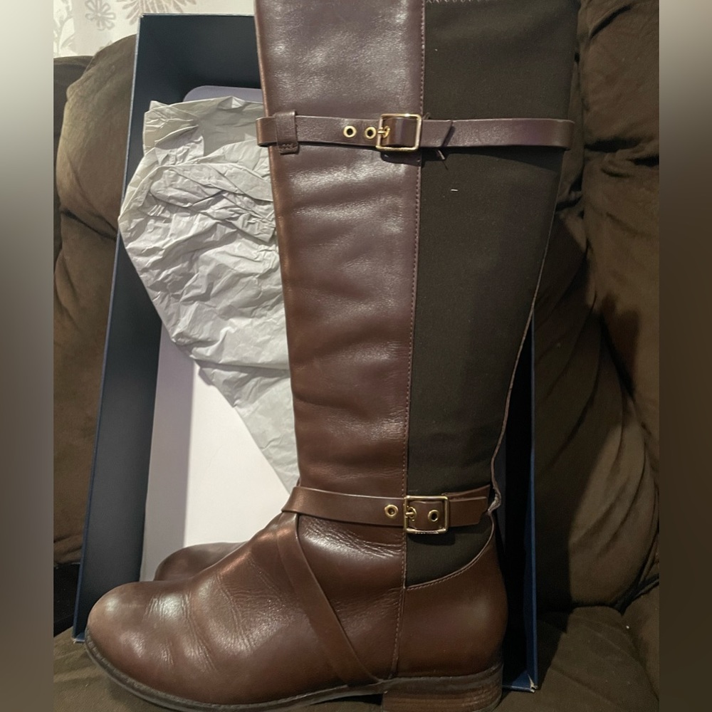 Size 6.5 - Picture 2 of 4